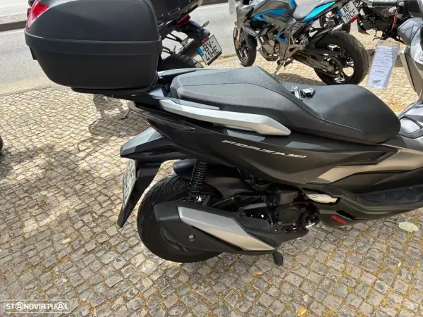 Honda Forza 2021 - 4450 EUR, 48179 km - AUTO.MOTO.pt - 48179km - foto 5 de 10