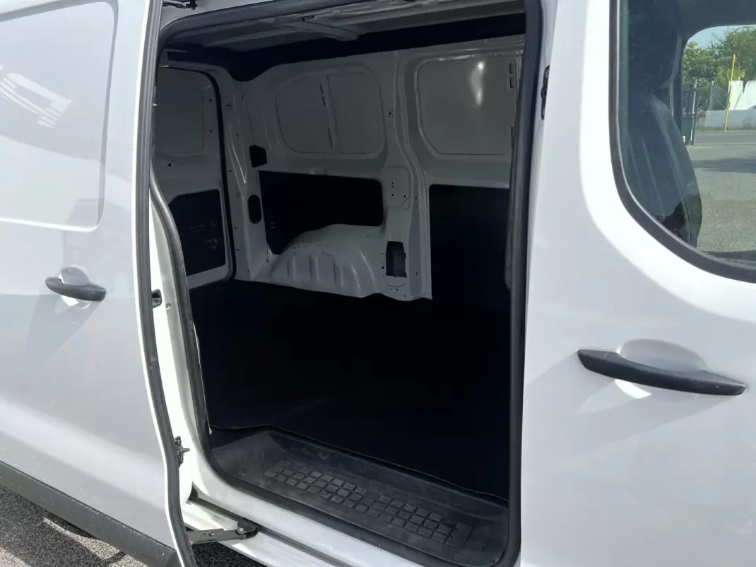 Citroën Jumpy 2021 - 18250 EUR, 135662 km - 135662km - foto 7 de 14