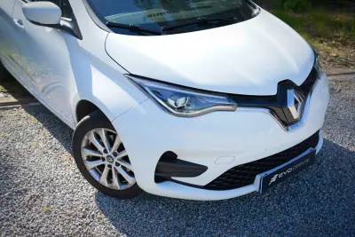 Renault Zoe 2020 - 12990 EUR, 103000 km - AUTO.MOTO.pt - 103000km - foto 7 de 24