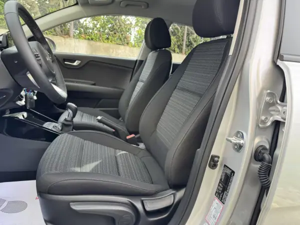 Kia Stonic 2025 - 21250 EUR, 54 km - AUTO.MOTO.pt - 54km - foto 18 de 21
