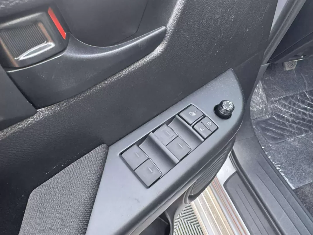 Toyota Hilux 2025 - 64900 EUR, 34 km - AUTO.MOTO.pt - 34km - foto 24 de 29