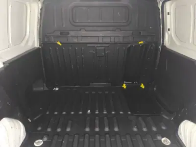 Toyota Proace City 1.5D L1 Active 2021 - 14950 EUR, 77000 km - AUTO.MOTO.pt - 77000km - foto 7 de 9