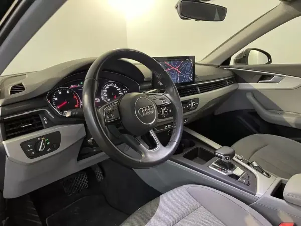 Audi A4 Avant 2022 - 21350 EUR, 187000 km - AUTO.MOTO.pt - 187000km - foto 11 de 38