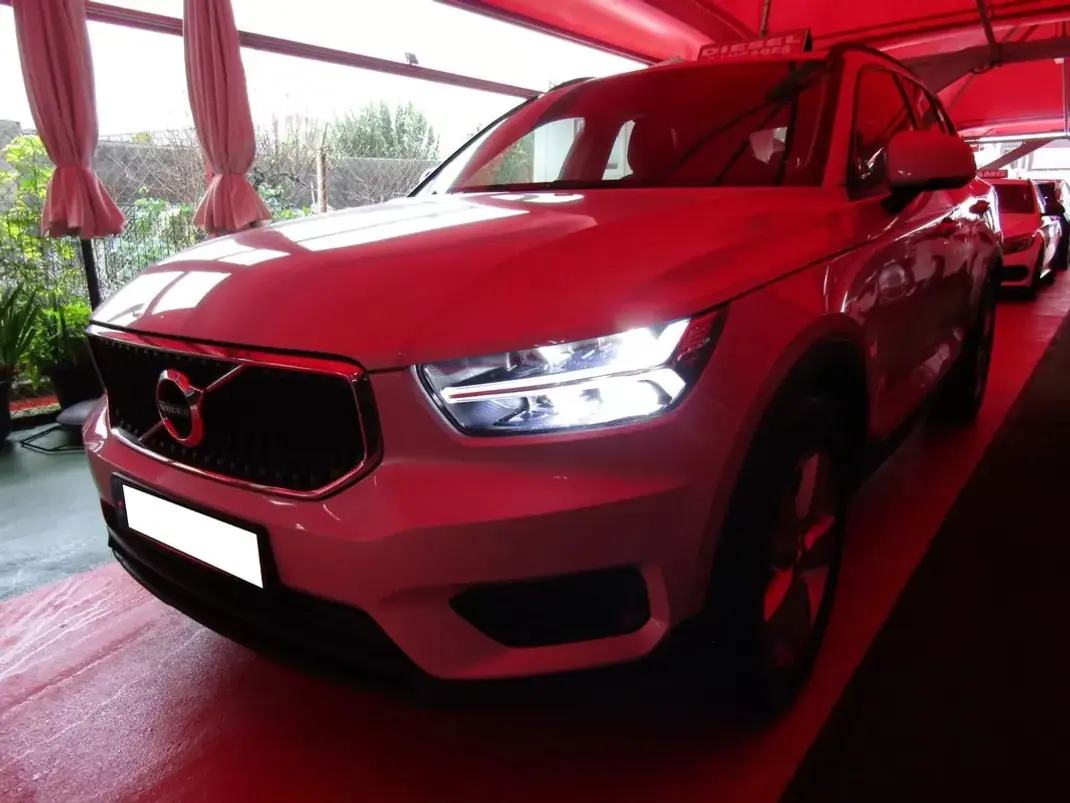 Volvo XC 40 2021 - 26199 EUR, 155000 km - 155000km - foto 19 de 28
