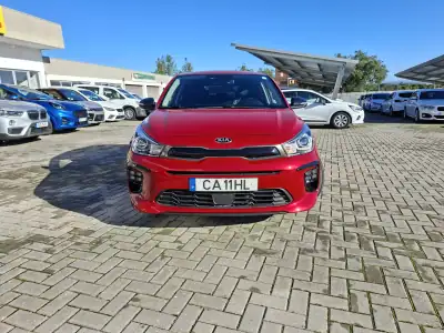 Kia Rio 2021 - 15500 EUR, 70500 km - AUTO.MOTO.pt - 70500km - foto 3 de 38