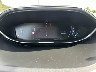 Peugeot 3008 2020 - 16900 EUR, 200000 km - AUTO.MOTO.pt - 200000km - foto 43 de 54