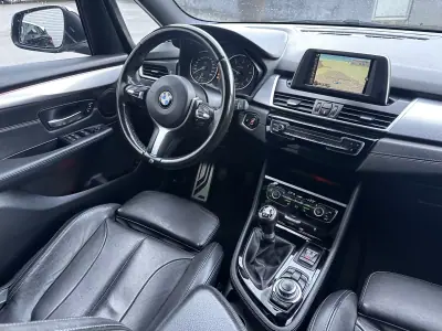 BMW 216 Active Tourer 2015 - 14900 EUR, 210000 km - AUTO.MOTO.pt - 210000km - foto 31 de 52