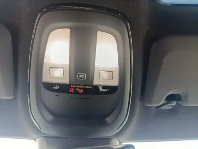 Polestar 2 2021 - 25500 EUR, 90000 km - AUTO.MOTO.pt - 90000km - foto 12 de 31