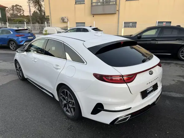 Kia ProCeed 2022 - 19450 EUR, 92000 km - AUTO.MOTO.pt - 92000km - foto 49 de 51