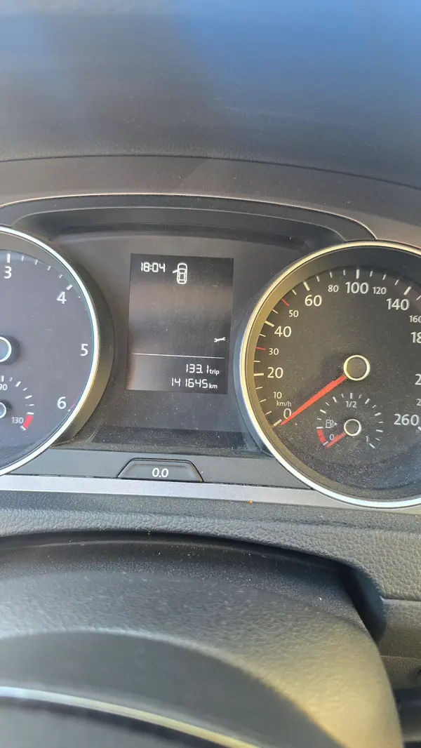 Volkswagen Golf 2013 - 14000 EUR, 141000 km - AUTO.MOTO.pt - 141000km - foto 12 de 12