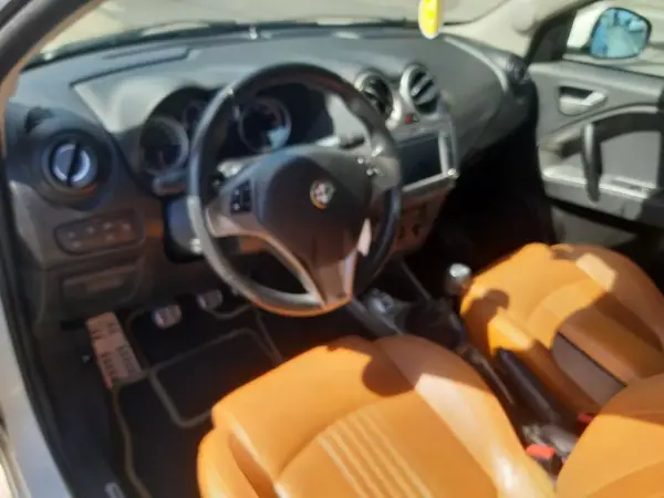 Alfa Romeo MiTo 2018 - 8000 EUR, 234180 km - AUTO.MOTO.pt - 234180km - foto 18 de 46