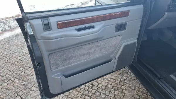 Land Rover Range Rover 1996 - 35500 EUR, 143108 km - AUTO.MOTO.pt - 143108km - foto 10 de 49