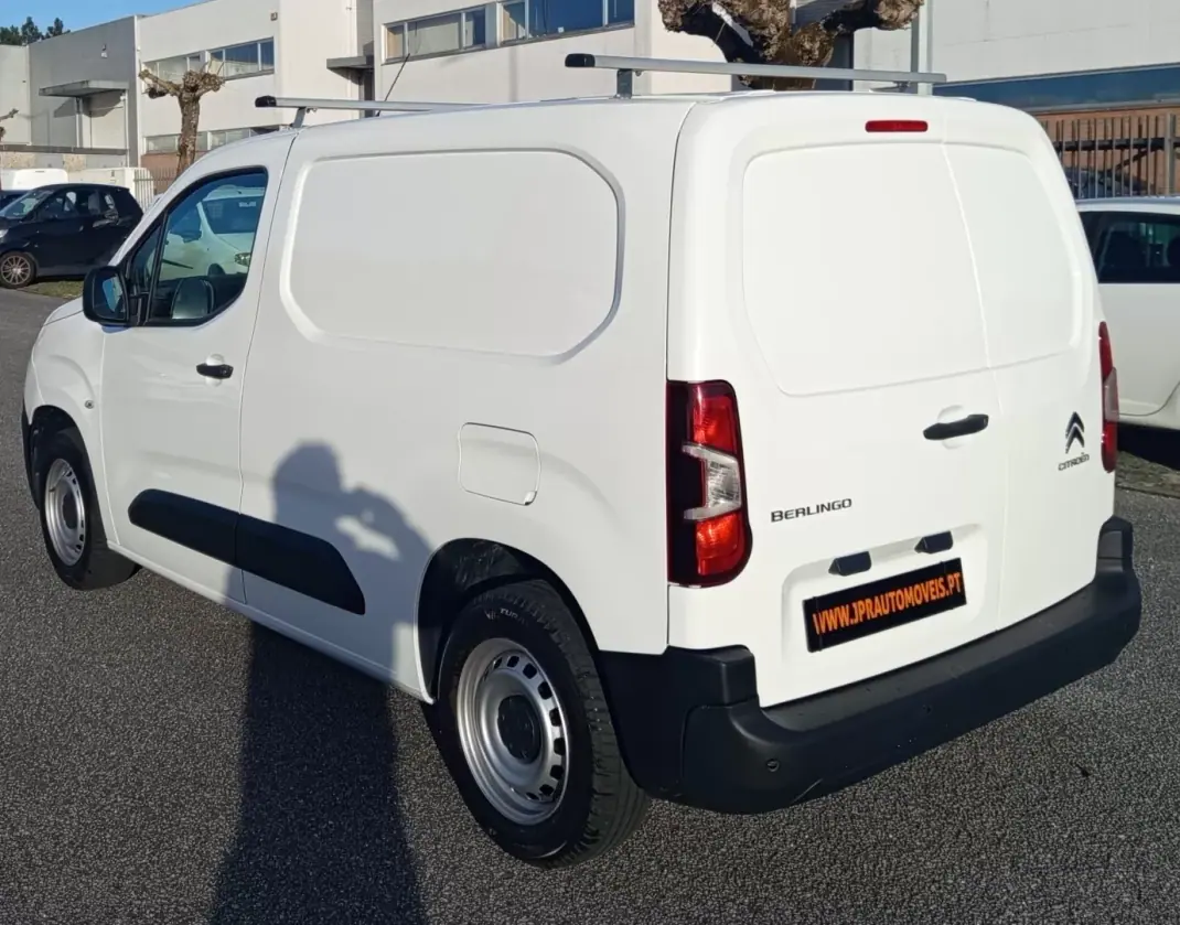 Citroën Berlingo 2019 - 11490 EUR, 48700 km - AUTO.MOTO.pt - 48700km - foto 5 de 15