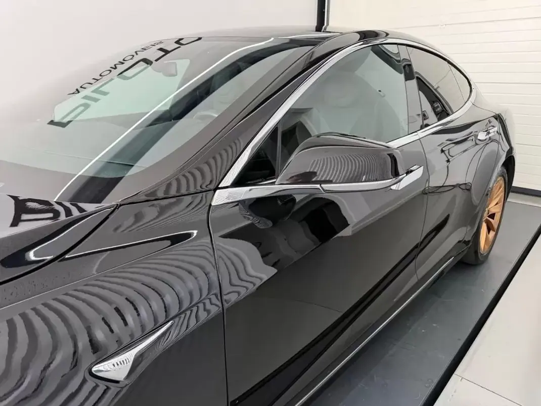 Tesla Model S 2017 - 19990 EUR, 237000 km - AUTO.MOTO.pt - 237000km - foto 9 de 37