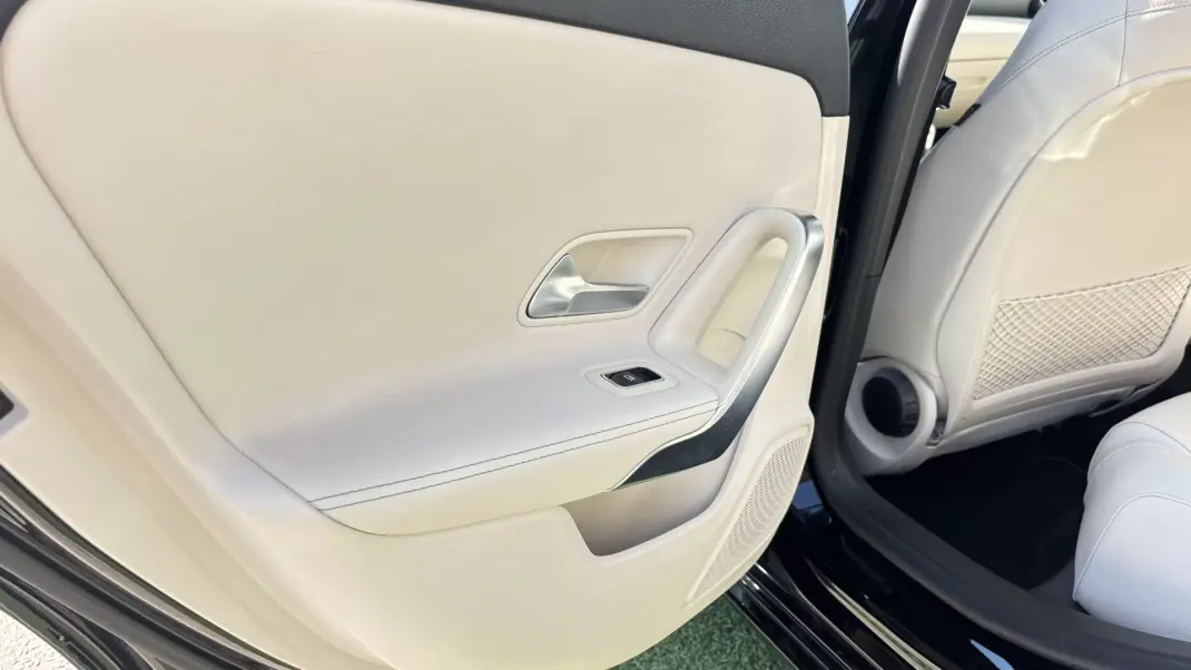 Mercedes-Benz A 200 Limousine 2019 - 22990 EUR, 115000 km - 115000km - foto 9 de 14
