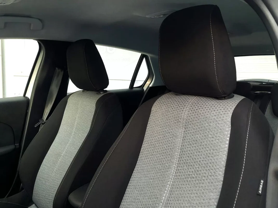 Opel Corsa 2023 - 19500 EUR, 20521 km - AUTO.MOTO.pt - 20521km - foto 22 de 24