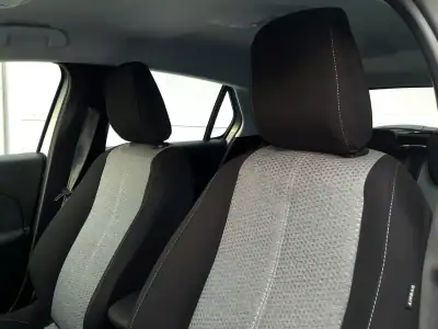 Opel Corsa 2023 - 19500 EUR, 20521 km - AUTO.MOTO.pt - 20521km - foto 22 de 24