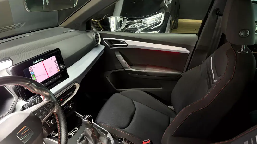 SEAT Arona 2023 - 16990 EUR, 30000 km - AUTO.MOTO.pt - 30000km - foto 24 de 42