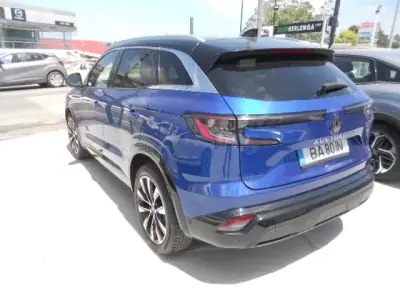 Renault Austral 2023 - 26500 EUR, 74992 km - AUTO.MOTO.pt - 74992km - foto 6 de 16