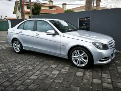Mercedes-Benz C 220 2011 - 8950 EUR, 430000 km - AUTO.MOTO.pt - 430000km - foto 16 de 52