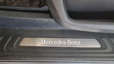 Mercedes-Benz V 300 2022 - 70000 EUR, 119675 km - AUTO.MOTO.pt - 119675km - foto 17 de 20