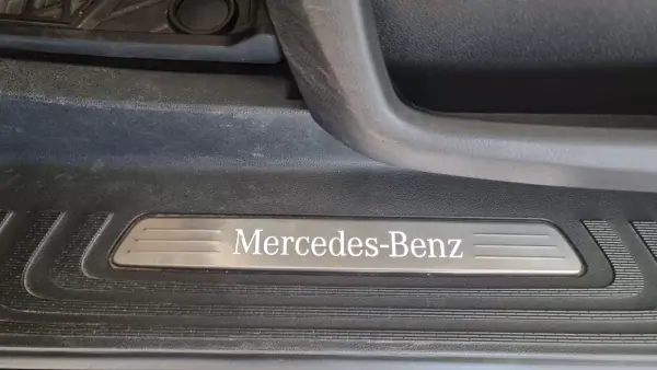 Mercedes-Benz V 300 2022 - 70000 EUR, 119675 km - AUTO.MOTO.pt - 119675km - foto 17 de 20