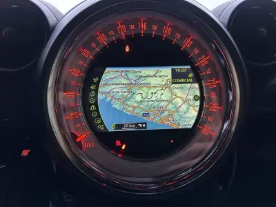 MINI Paceman 2013 - 14500 EUR, 117000 km - AUTO.MOTO.pt - 117000km - foto 14 de 20