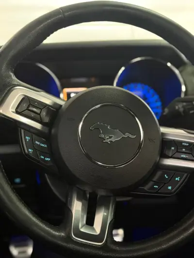 Ford Mustang 2017 - 34900 EUR, 198000 km - AUTO.MOTO.pt - 198000km - foto 9 de 16