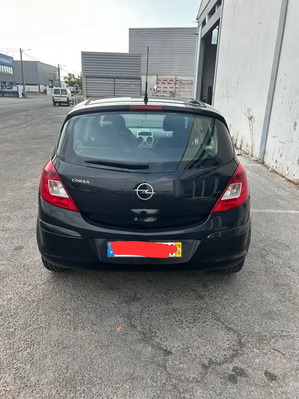 Opel Corsa 2009 - 3750 EUR, 154000 km - 154000km - foto 12 de 12