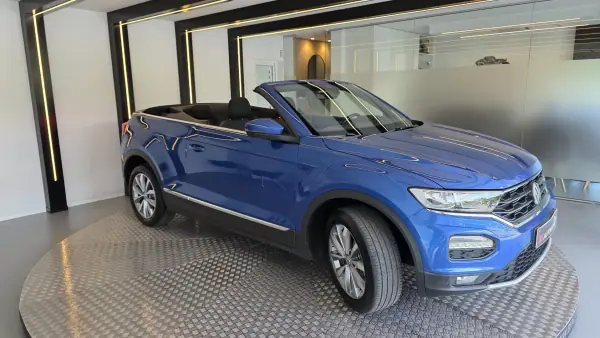 Volkswagen T-Roc Cabrio 2020 - 26900 EUR, 61926 km - AUTO.MOTO.pt - 61926km - foto 5 de 56