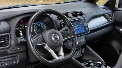 Nissan Leaf 2019 - 8990 EUR, 188000 km - 188000km - foto 3 de 20