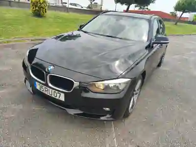 BMW 318 2013 - 9500 EUR, 324000 km - AUTO.MOTO.pt - 324000km - foto 10 de 12