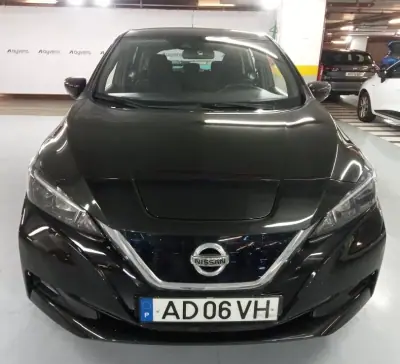 Nissan Leaf 2020 - 11990 EUR, 105000 km - AUTO.MOTO.pt - 105000km - foto 3 de 19