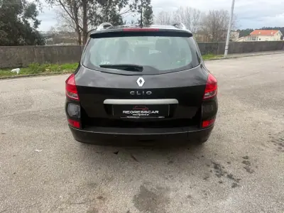 Renault Clio Break 2009 - 5450 EUR, 202000 km - AUTO.MOTO.pt - 202000km - foto 5 de 26