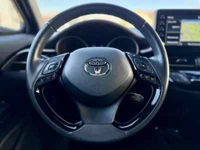 Toyota C-HR 2019 - 23950 EUR, 90000 km - AUTO.MOTO.pt - 90000km - foto 19 de 24