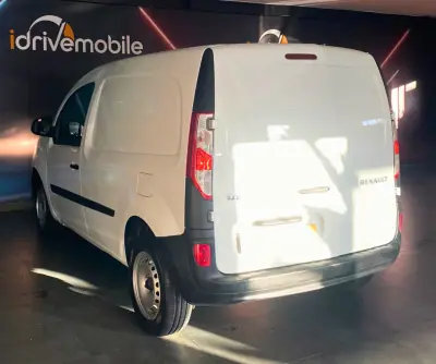 Renault KANGOO 1.5 BLUE DCI 3LUG EDITION ONE 2018 - 11900 EUR, 121178 km - AUTO.MOTO.pt - 121178km - foto 11 de 28