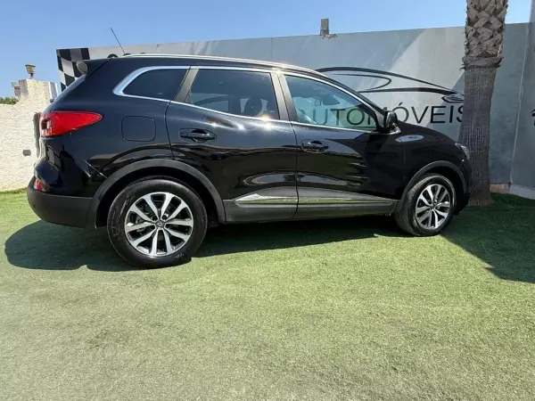 Renault Kadjar 2017 - 14900 EUR, 124200 km - AUTO.MOTO.pt - 124200km - foto 42 de 52