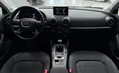 Audi A3 Sportback 2015 - 15950 EUR, 110000 km - AUTO.MOTO.pt - 110000km - foto 20 de 28