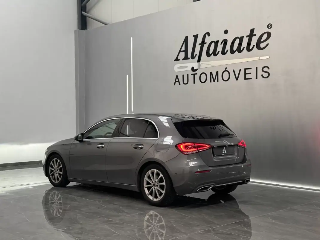 Mercedes-Benz A 180 2018 - 22990 EUR, 119000 km - AUTO.MOTO.pt - 119000km - foto 4 de 12