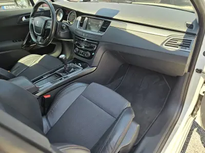 Peugeot 508 SW 2017 - 13700 EUR, 149000 km - AUTO.MOTO.pt - 149000km - foto 15 de 56
