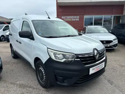 Renault Express 1.5 Blue dCi Extra 2022 - 13990 EUR, 123000 km - AUTO.MOTO.pt - 123000km - foto 4 de 16