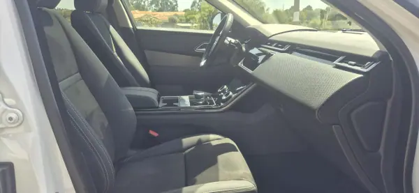 Land Rover Range Rover Velar 2016 - 28950 EUR, 159000 km - AUTO.MOTO.pt - 159000km - foto 23 de 33