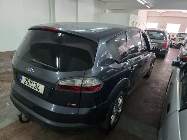 Ford S-Max 2009 - 3000 EUR, 351000 km - AUTO.MOTO.pt - 351000km - foto 6 de 16