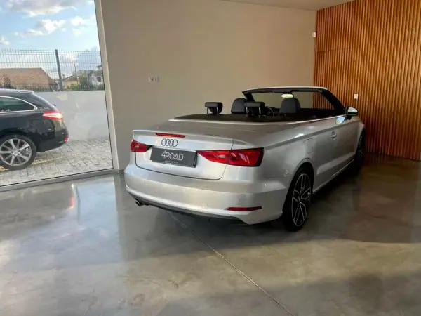 Audi A3 Cabrio 2015 - 17500 EUR, 150000 km - AUTO.MOTO.pt - 150000km - foto 33 de 60