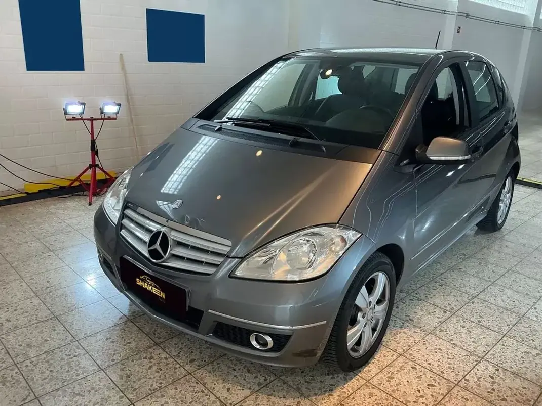 Mercedes-Benz A 160 2011 - 8650 EUR, 121534 km - AUTO.MOTO.pt - 121534km - foto 1 de 4