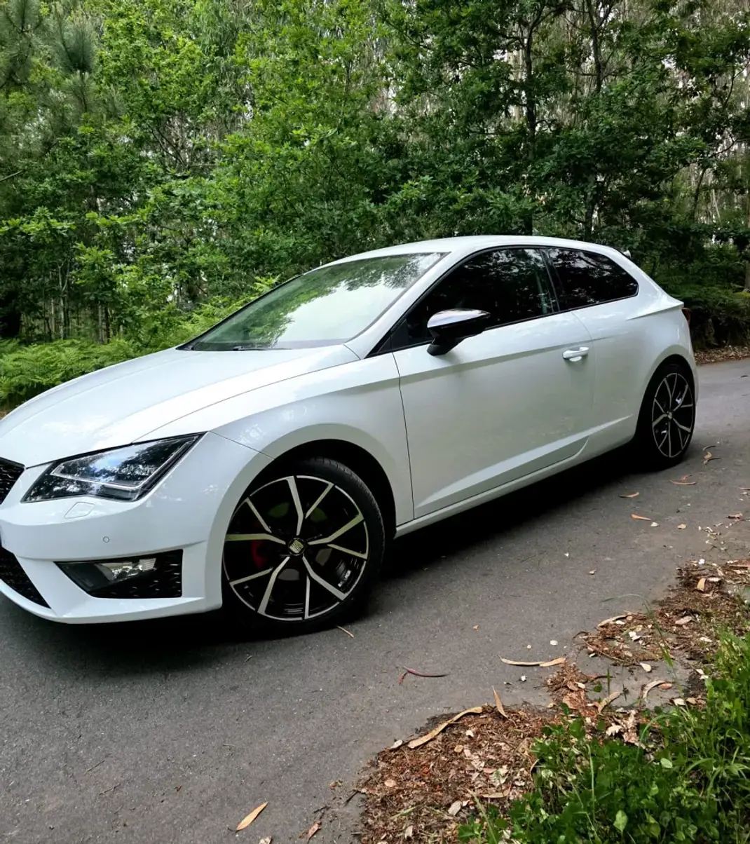 SEAT Leon 2013 - 13990 EUR, 167000 km - AUTO.MOTO.pt - 167000km - foto 12 de 27