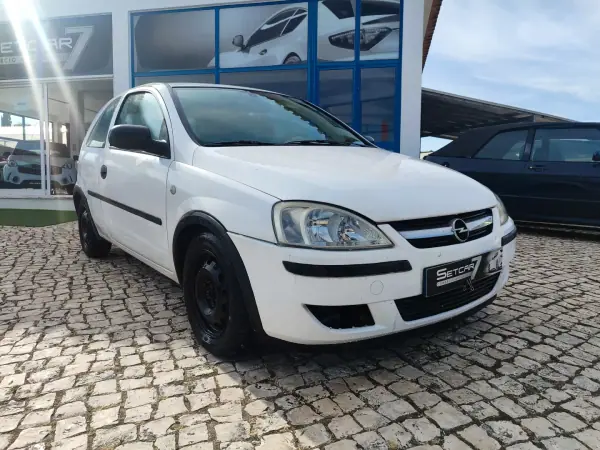 Opel Corsa 2006 - 2900 EUR, 277000 km - AUTO.MOTO.pt - 277000km - foto 2 de 17