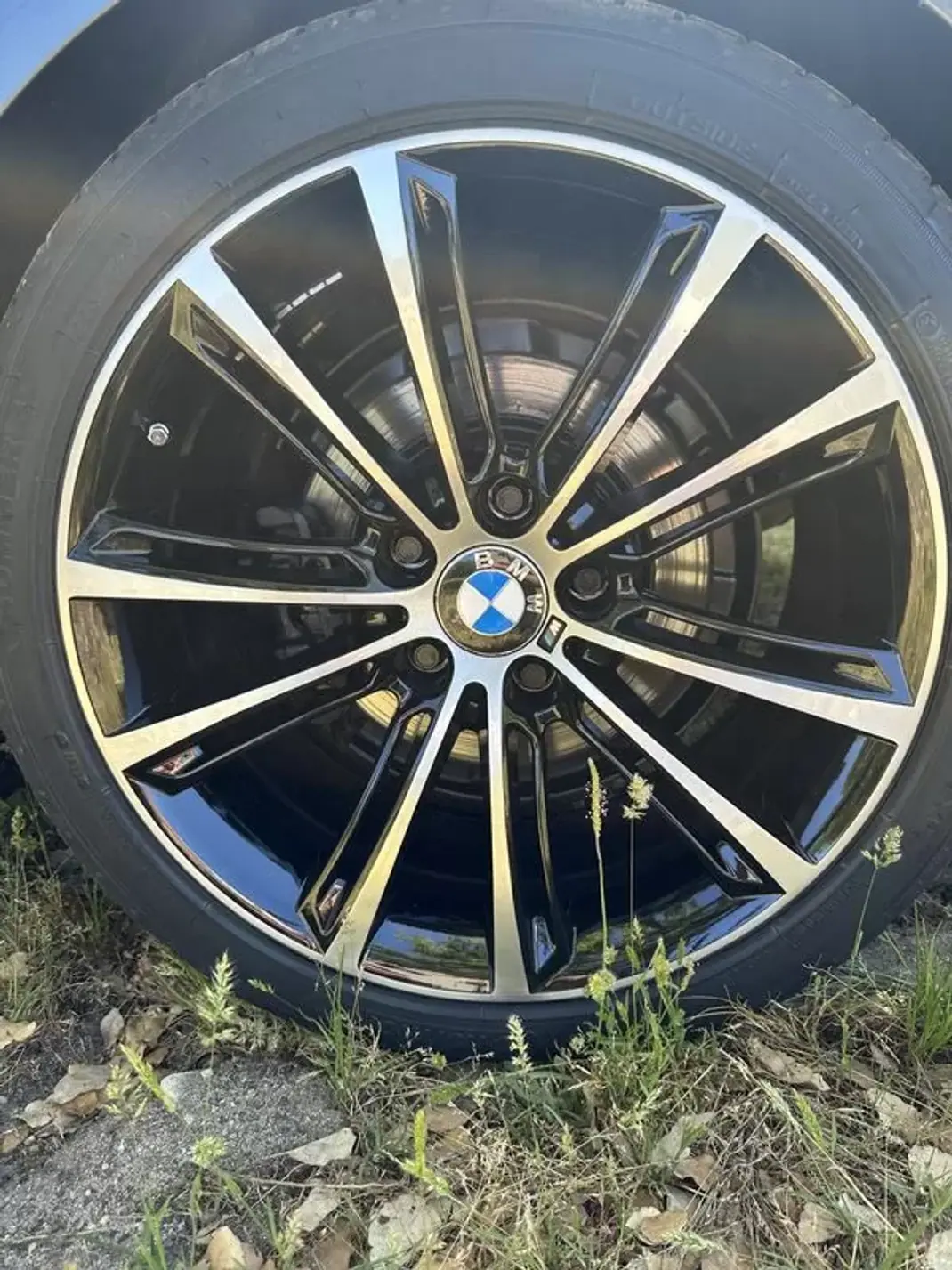 BMW 320 2013 - 12450 EUR, 229000 km - AUTO.MOTO.pt - 229000km - foto 10 de 10