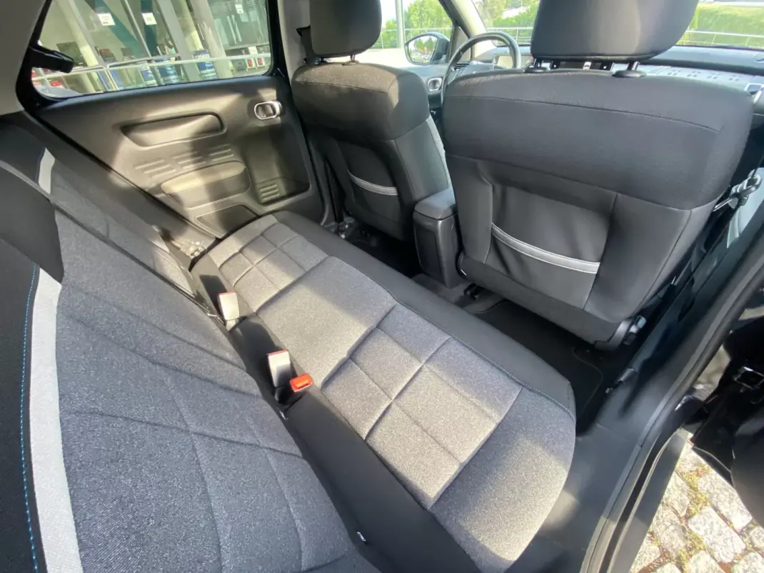 Citroën C4 Cactus 2019 - 18750 EUR, 72912 km - AUTO.MOTO.pt - 72912km - foto 39 de 54