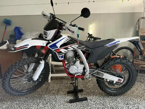 AJP PR5 SPR Enduro 2025 Petrol